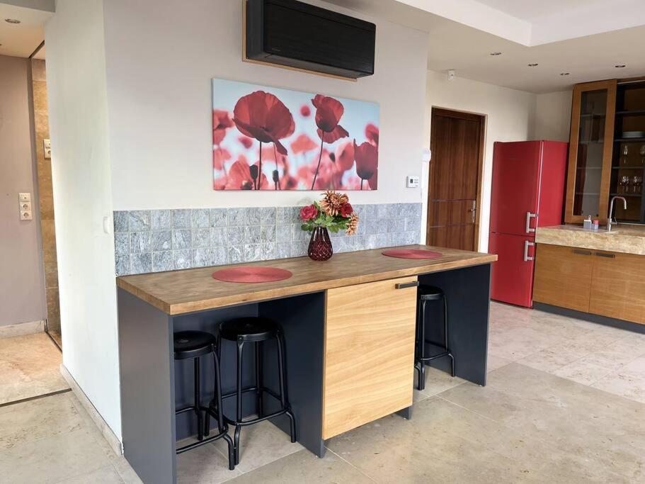 Apartamento Spacious With Shared Jacuzzi/private Terrace Budapest