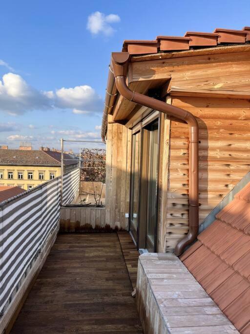 Apartamento Spacious With Shared Jacuzzi/private Terrace Budapest