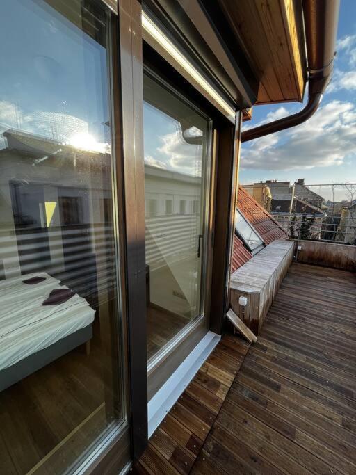 Apartment Spacious With Shared Jacuzzi/private Terrace Budapest