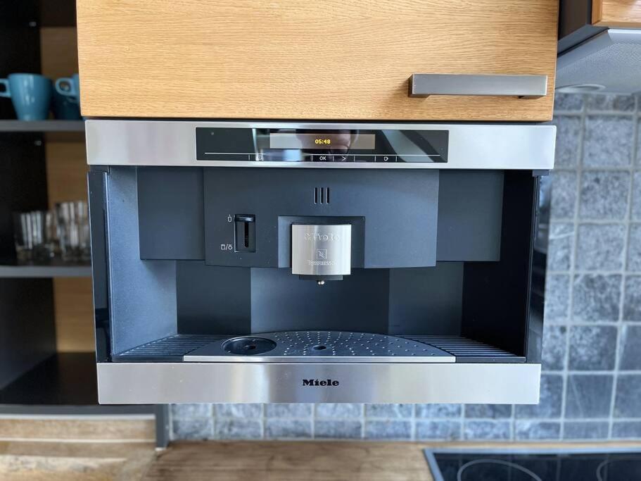 Apartment Spacious With Shared Jacuzzi/private Terrace