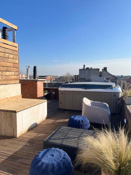 Spacious With Shared Jacuzzi/private Terrace *